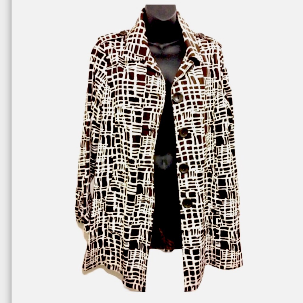 Appraisal Trench Coat. Brown/Cream. Size M
